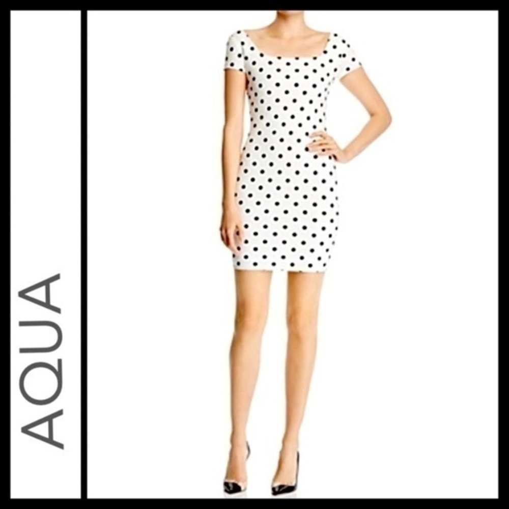 🚘*CLEARANCE*🚘 AQUA Body Con Polka Dot Dress Short Sleeve M